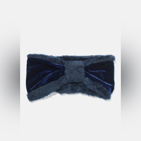 LOVE OF FASHION - Velvet Headband - Picture 2 of 5